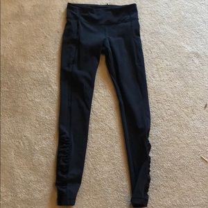 Size 6 lululemon ruched leg leggings